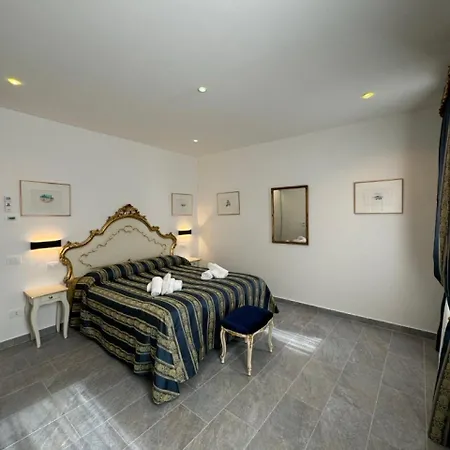 Konukevi Ca'paradiso