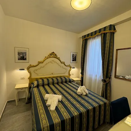 Ca'paradiso Guest house *