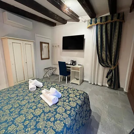 Ca'paradiso Guest house *