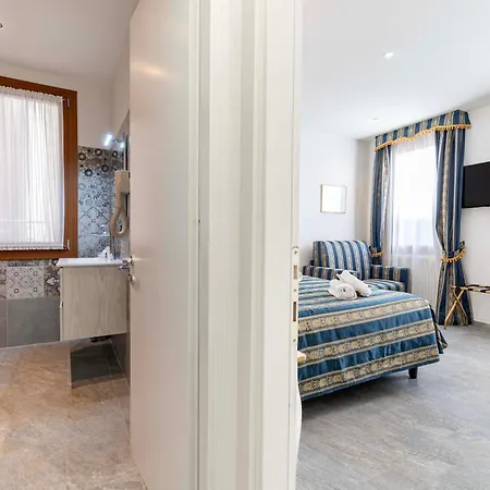 Ca'paradiso 3* Benátky